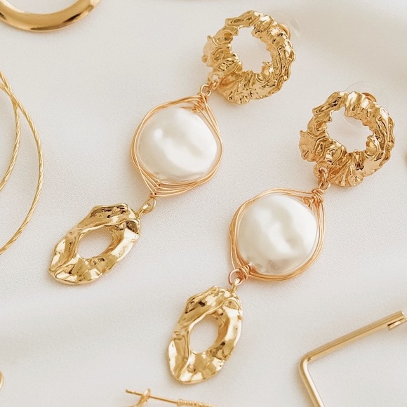 SoldOut11thStreet - Picture 5 of 8